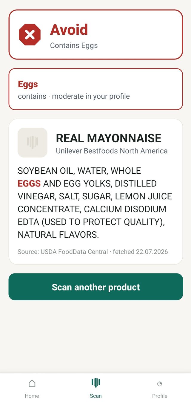 Scallergy showing an Avoid verdict: mayonnaise contains eggs, highlighted in the ingredient list